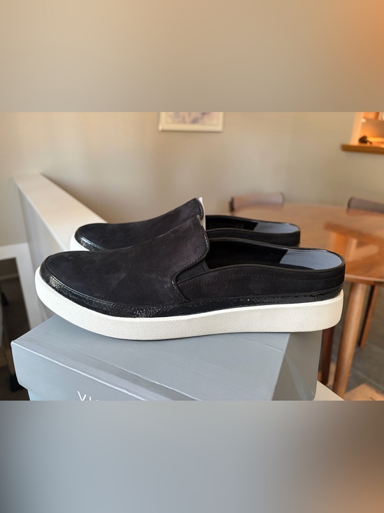 Vionic Shoes - Vionic Women’s 10 Black Slip-On Suede shoes